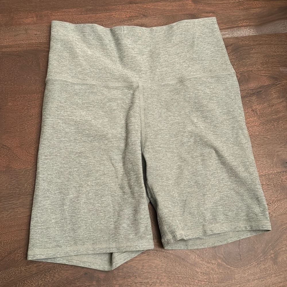 Vuori Biker Shorts